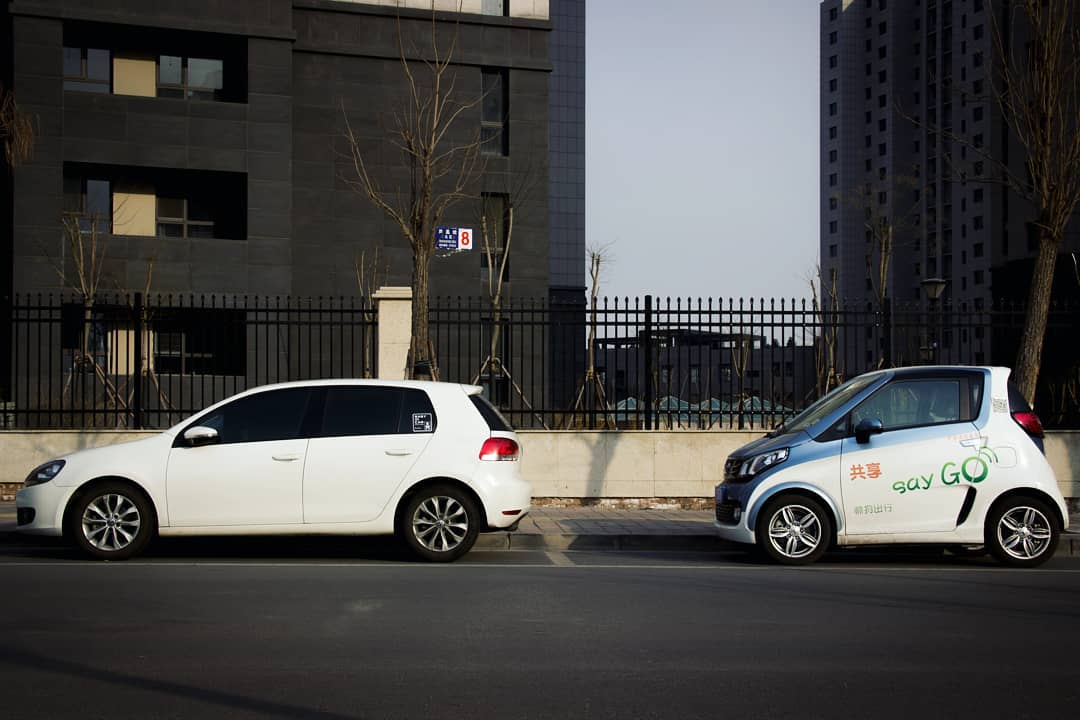 Volkswagen for scale.